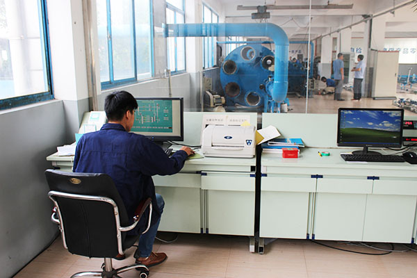 春輝集團(tuán)儀表車(chē)間